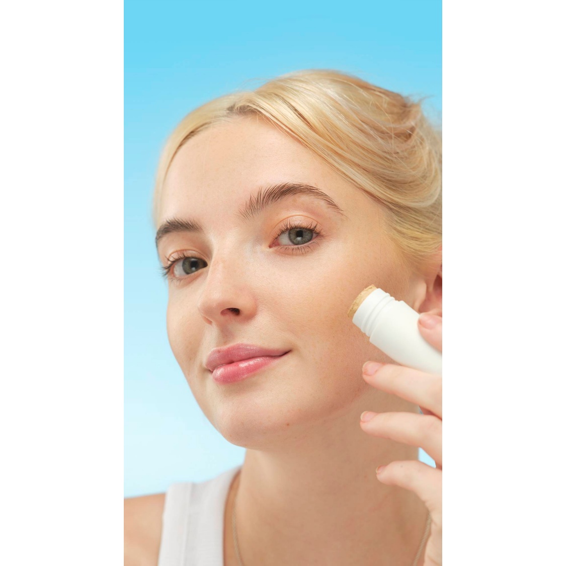 Medium Neutral Beauty Balm - Image 29